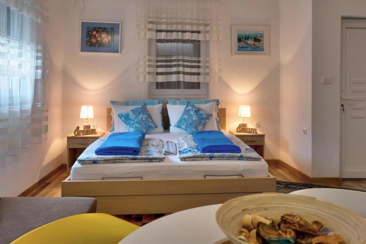 Villa Acapulco モスタル エクステリア 写真